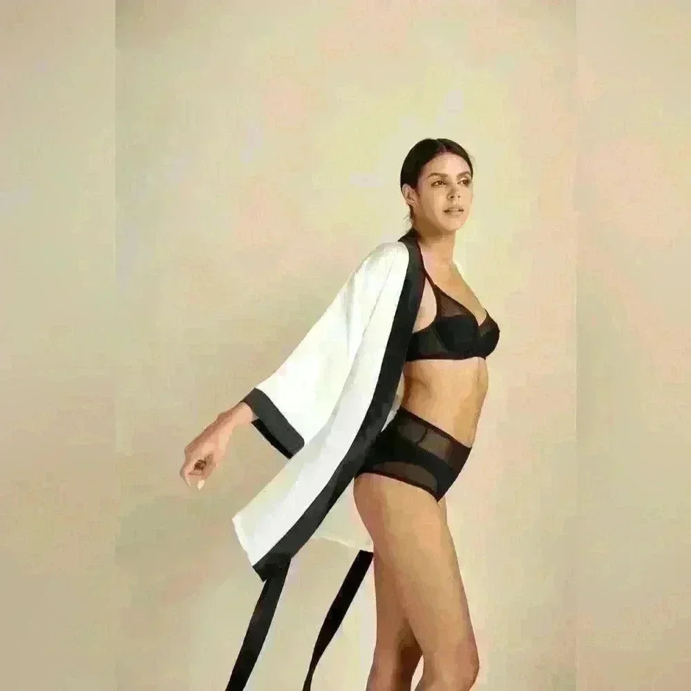 Natural Silk Robe Capella by Less Is Amor - Picture 4 of 5
